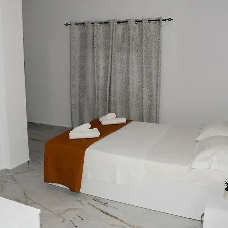 Garden Άφυτος